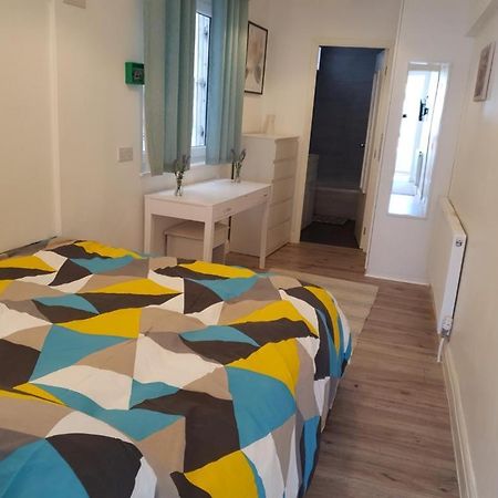 Star London Brent Street Cosy 1-Bed Hideaway Daire Hendon Dış mekan fotoğraf